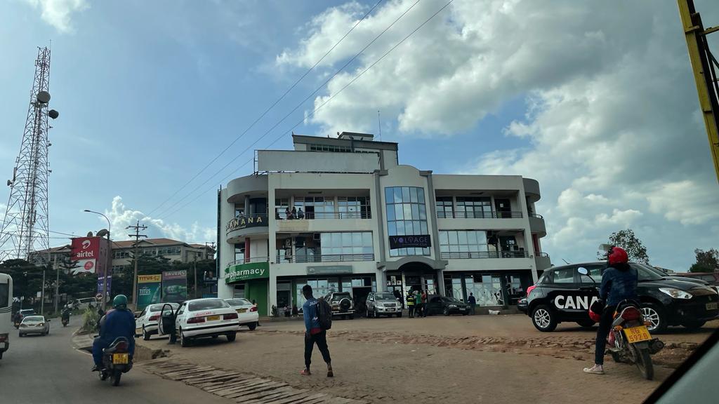 Woodlands Supermarket gallery 4