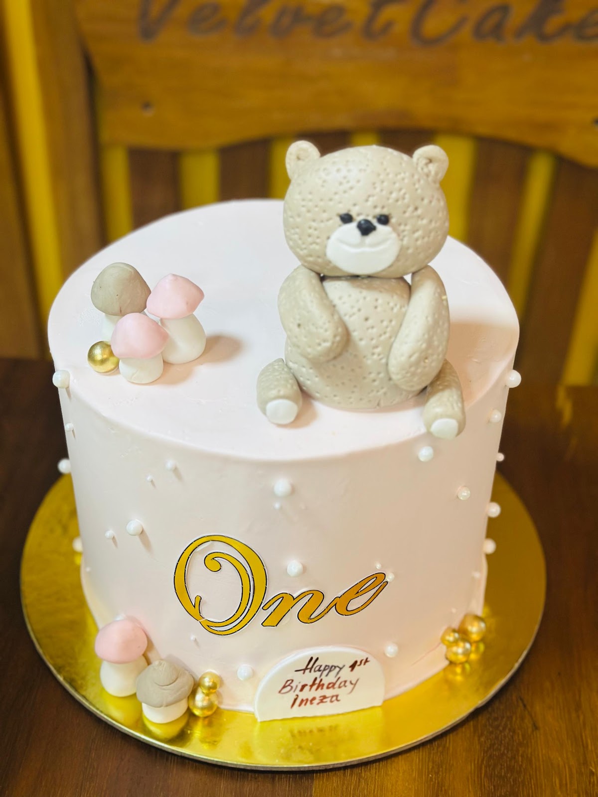 Red Velvet Cake ltd gallery 4