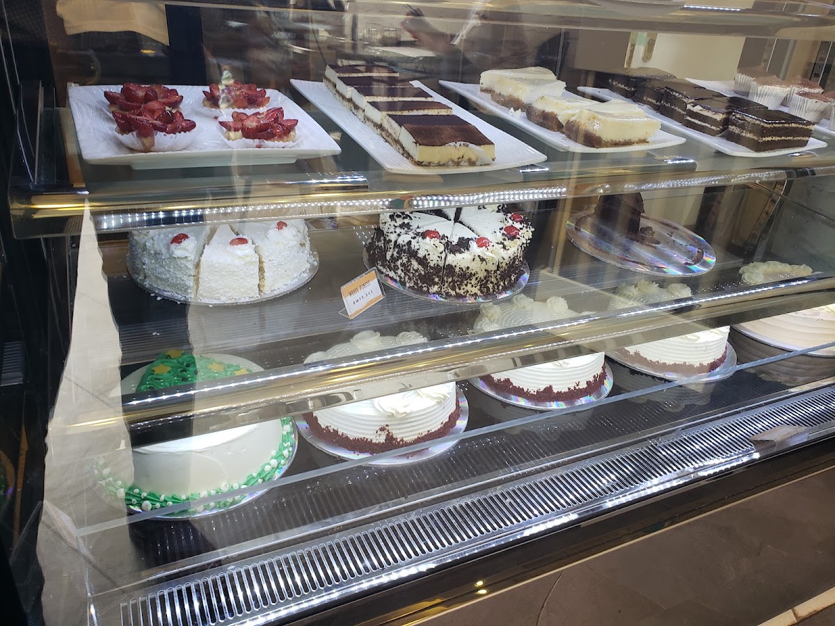 Slice & Cakes gallery 4