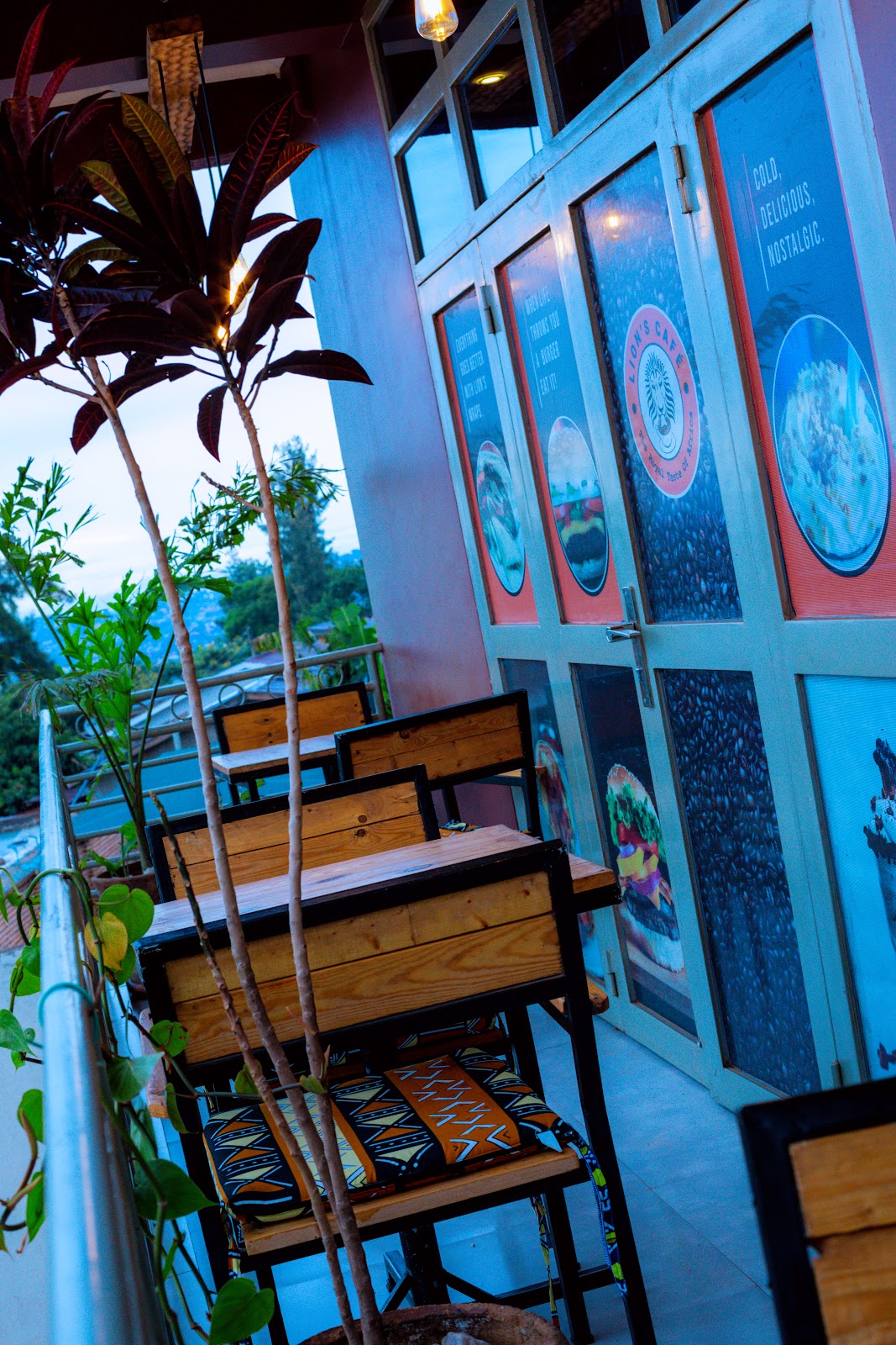 Lion's café & Bakery gallery 2